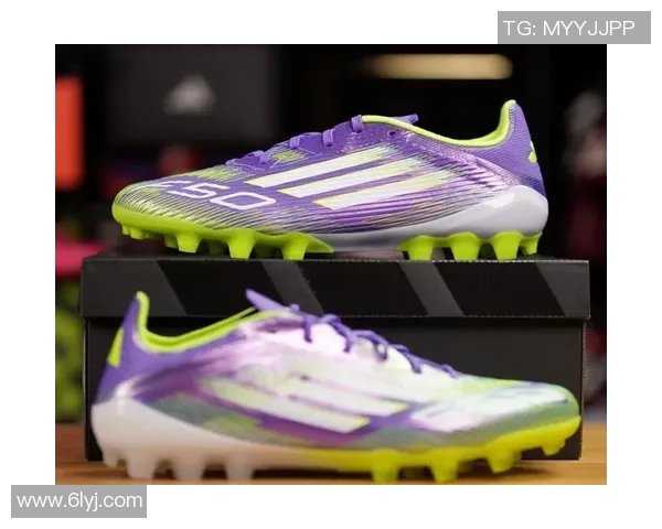 提升球场表现的秘密武器选择适合你的ag底足球鞋让你尽显球技风采