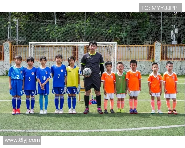 探索足球比赛类别的多样性与魅力,了解不同赛事的规则与特点 探索足球比赛类别的多样性与魅力,了解不同赛事的规则与特点