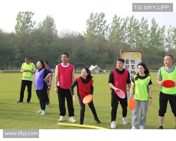 成都飞盘队配合创新引发热议展现团队精神与竞技魅力